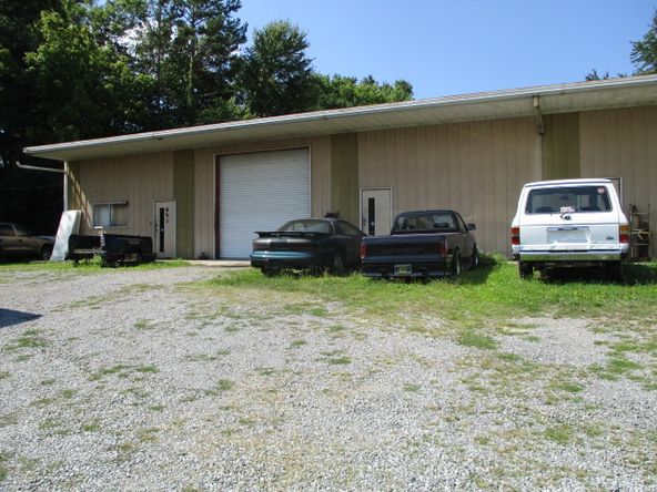 611 E Tri County Blvd, Oliver Springs, TN 37840